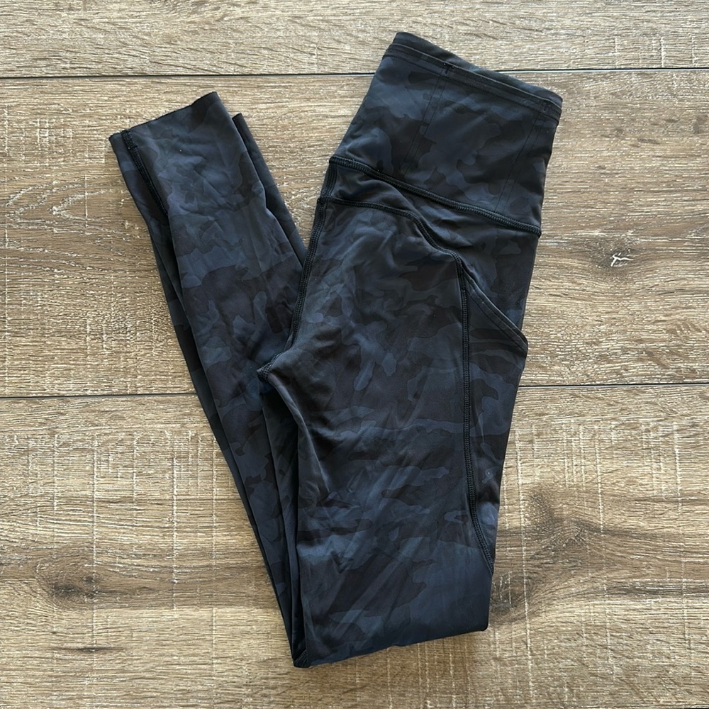 Lululemon leggings camo print